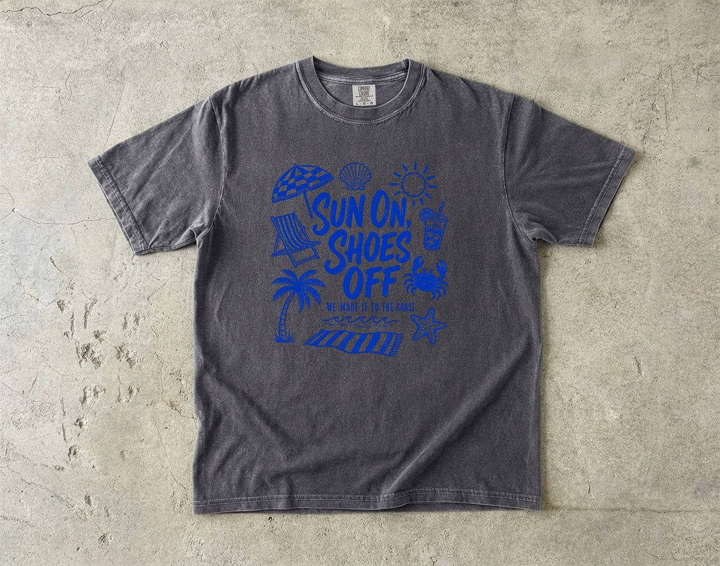 Sun On Shoes Off Beach Vacation Shirt in Pepper – flat lay