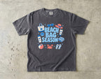 Beach Bag Season Beach Vacation Shirt in Pepper – flat lay